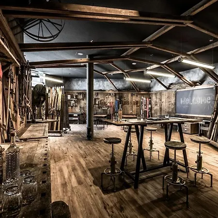 Valsana - Small Luxury