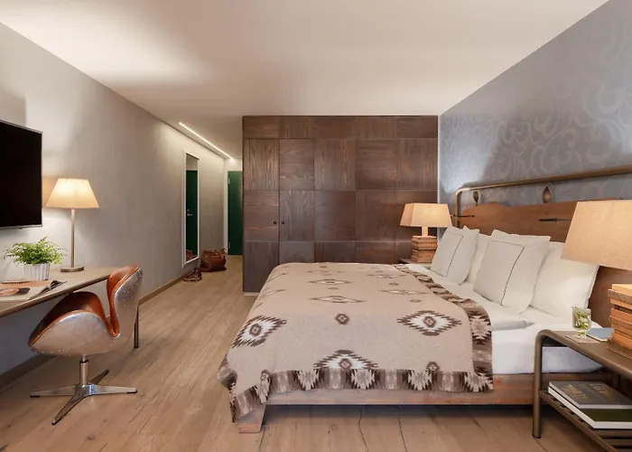 Valsana - Small Luxury Of The World 阿罗萨